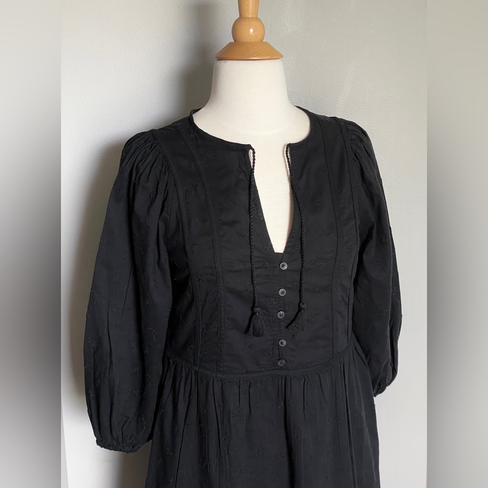 Old Navy Black Tiered, 3/4 Sleeve Dress with Tie Neck, Size XS, Boho, Hippie - Picture 2 of 9